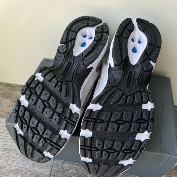 NEW BALANCE 530 IN RAINCLOUD WITH SHADOW GREY & SILVER METALLIC Sneakers size 8 - Picture 9 of 9